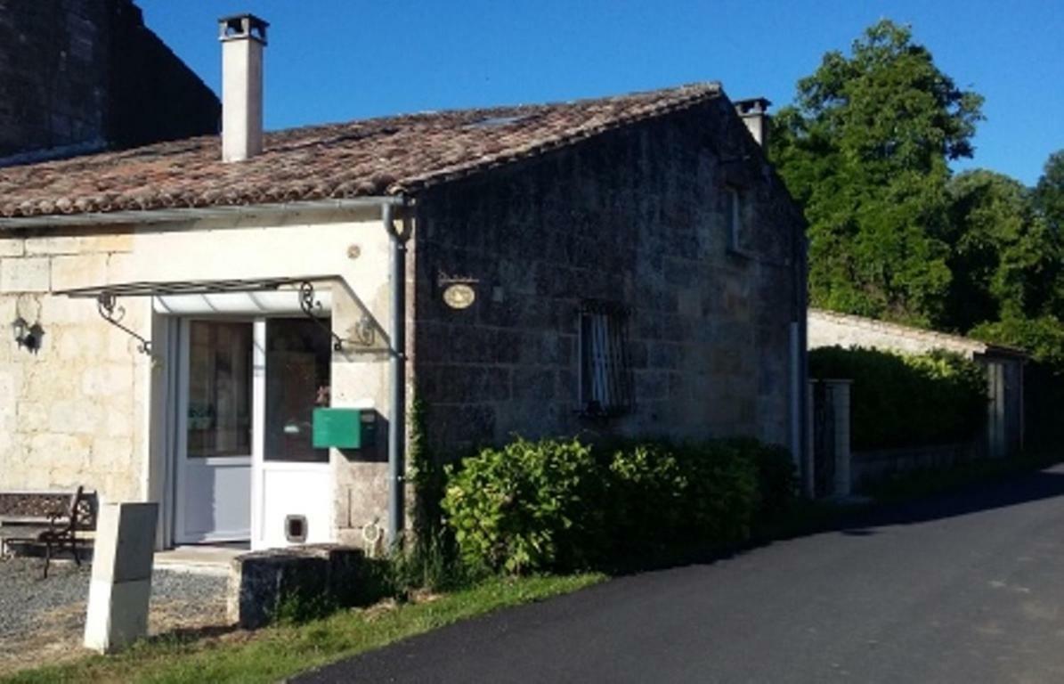 La Petite Auberge Comps  Exteriör bild